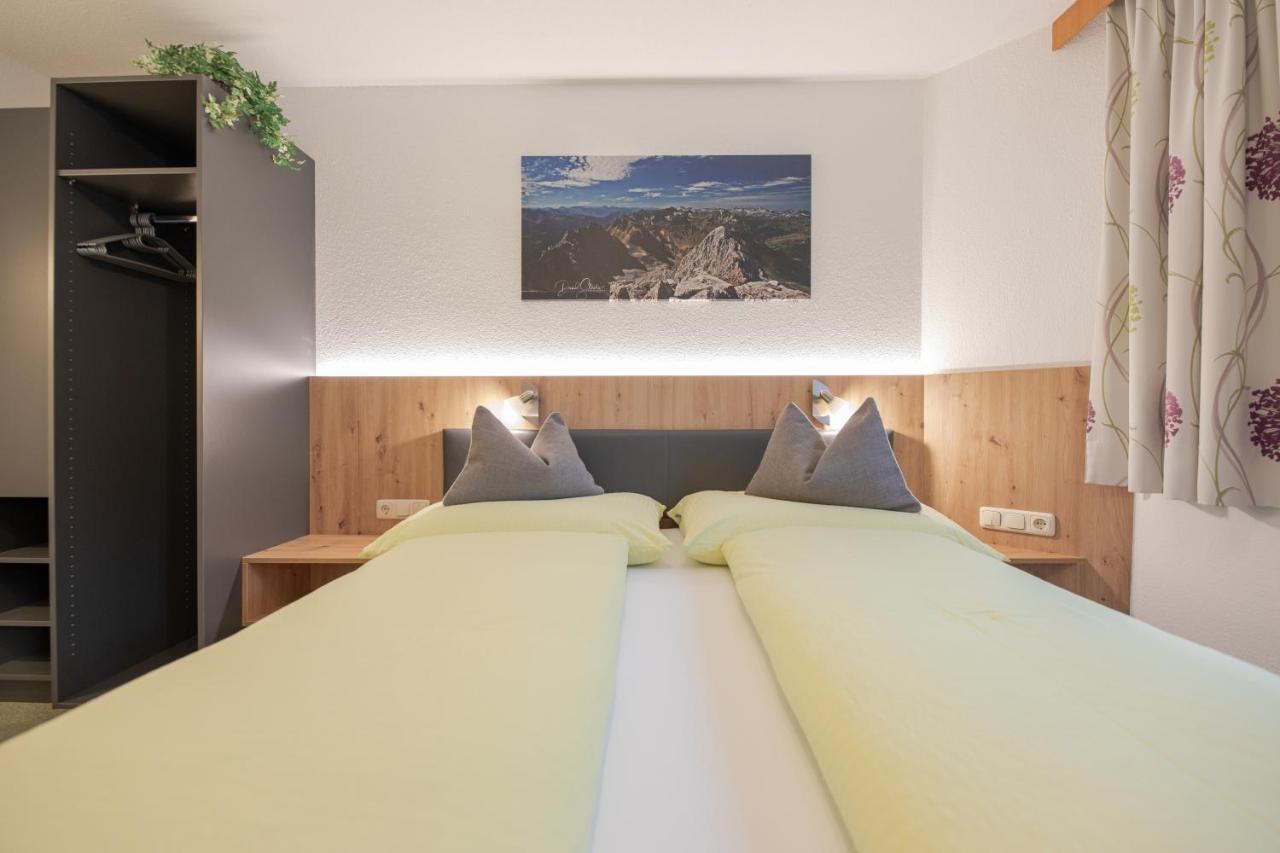 Haus Markus Strolz Sankt Anton am Arlberg Esterno foto