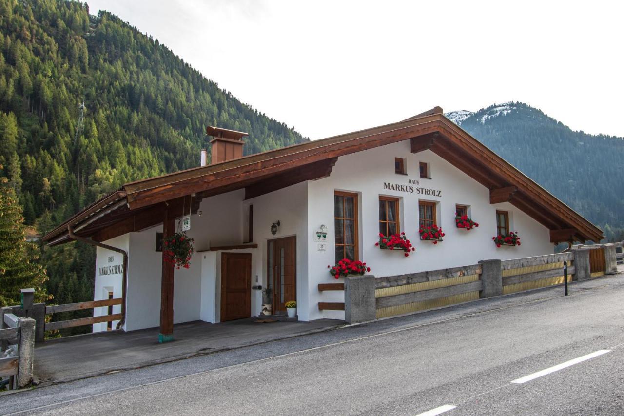 Haus Markus Strolz Sankt Anton am Arlberg Esterno foto